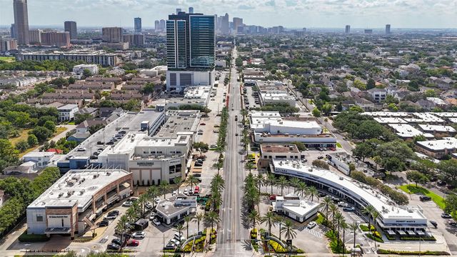 1601 S Shepherd Drive 113, Houston, TX 77019