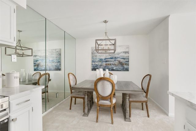 1601 S Shepherd Drive 113, Houston, TX 77019