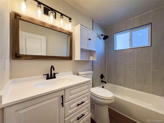 962 S Yukon Street, Lakewood, CO 80226