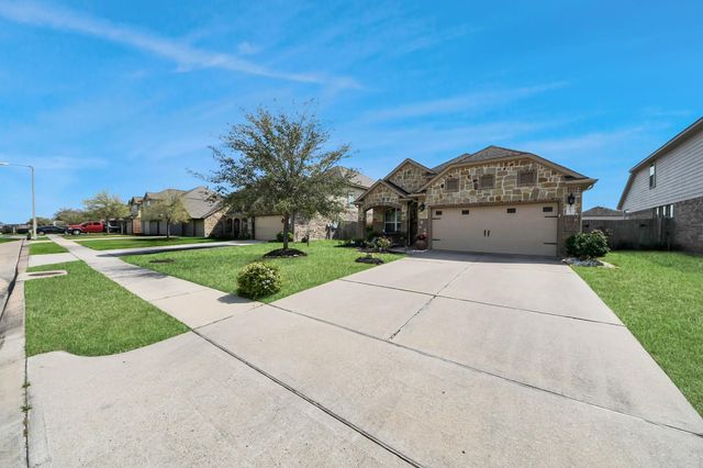 9617 Yellow Rose Drive, Texas City, TX 77591