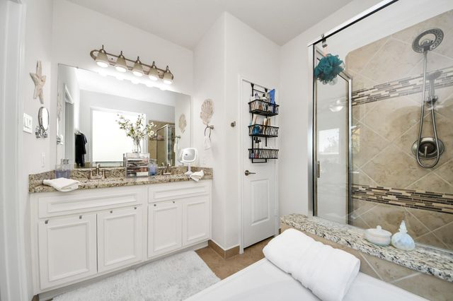 9617 Yellow Rose Drive, Texas City, TX 77591