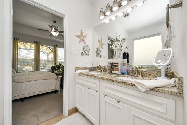 9617 Yellow Rose Drive, Texas City, TX 77591