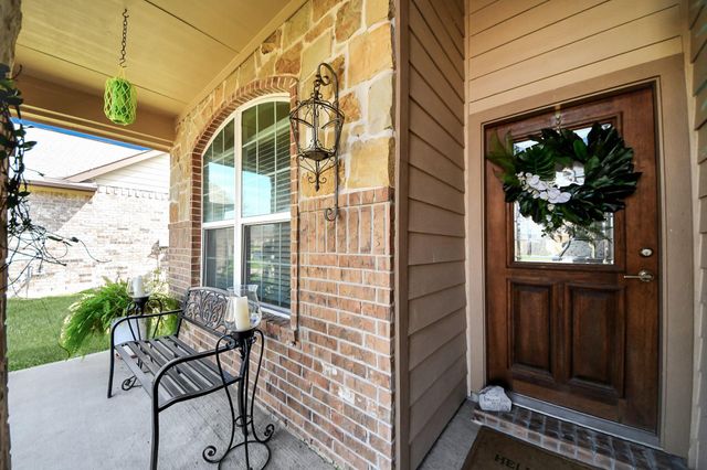 9617 Yellow Rose Drive, Texas City, TX 77591