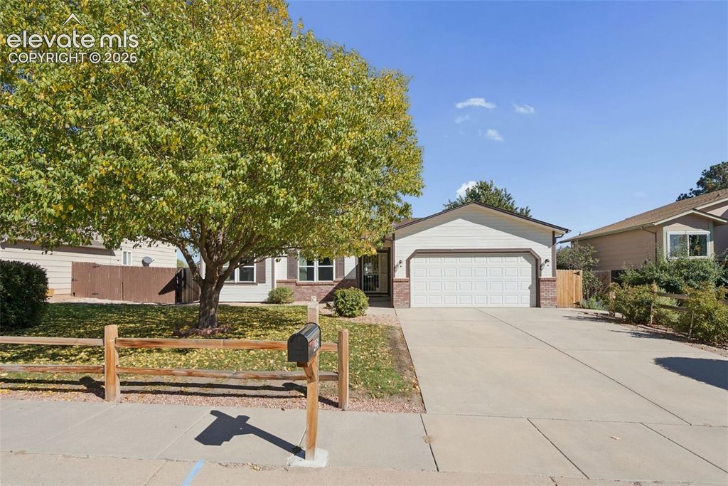 425 Fleming Street, Colorado Springs, CO 80911 — photo 2