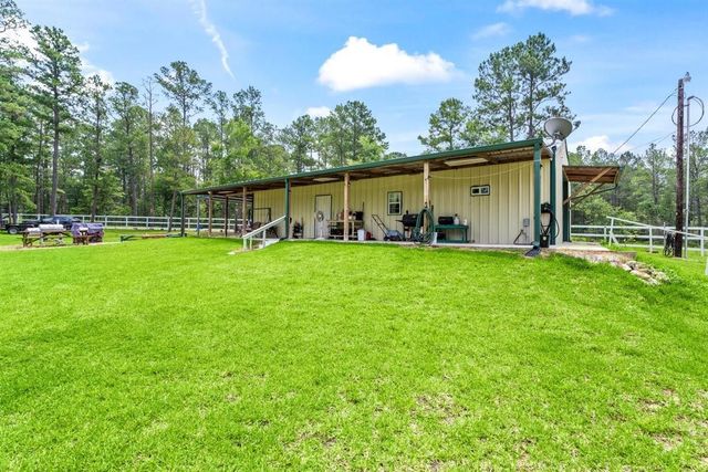 95 Sunrise Loop, Huntsville, TX 77320