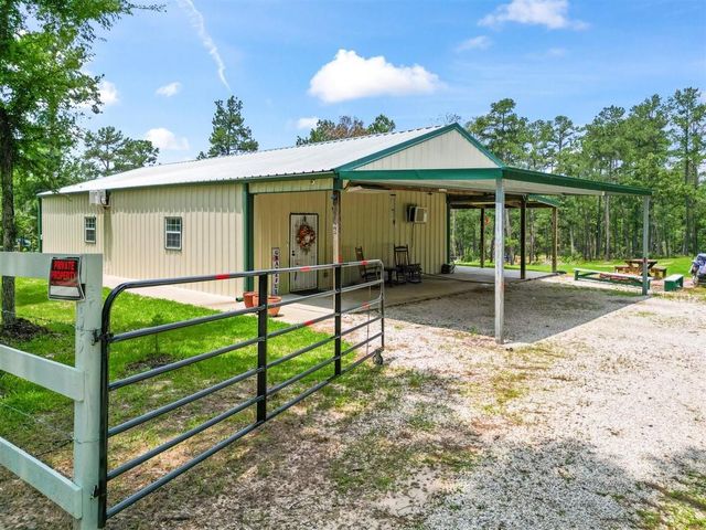 95 Sunrise Loop, Huntsville, TX 77320