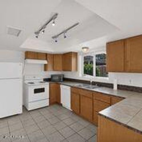 8249 E THOMAS Road E, Scottsdale, AZ 85251