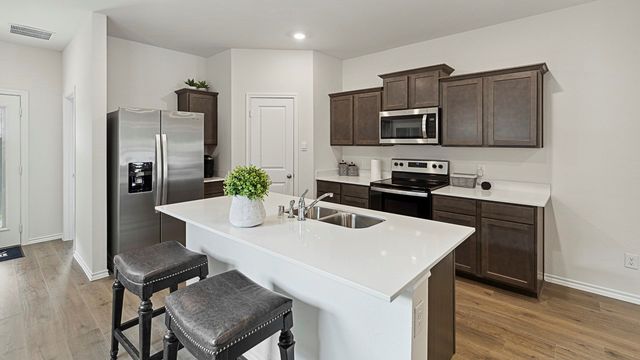 120 Pheasant Run Road, Terrell, TX 75160