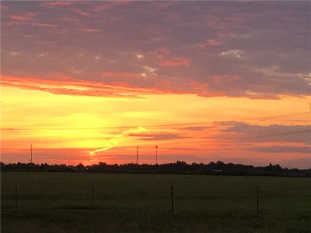 4800 Old Farm Road, El Reno, OK 73036