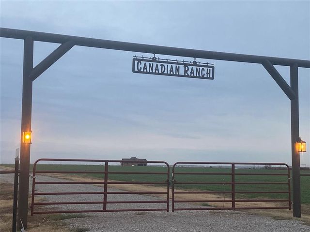 4800 Old Farm Road, El Reno, OK 73036