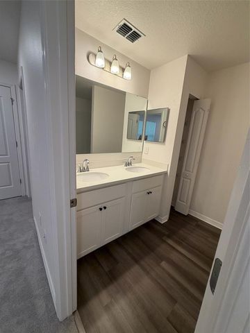 4743 DEER TRACK STREET, Tampa, FL 33610