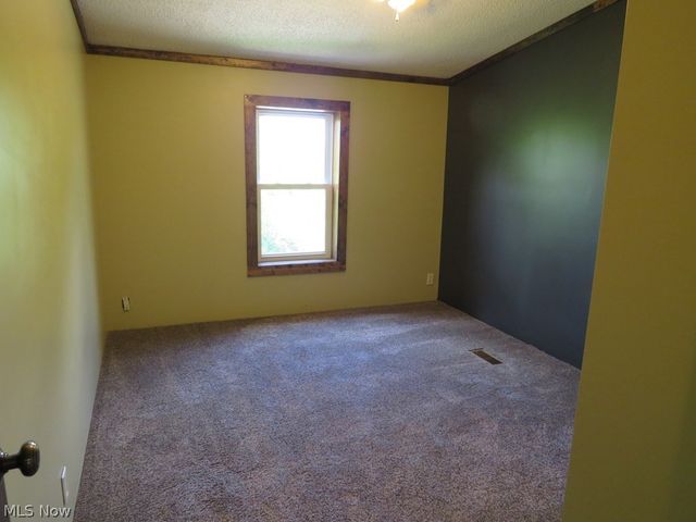150 Fire Fly Lane, Moundsville, WV 26041