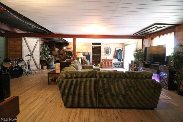 150 Fire Fly Lane, Moundsville, WV 26041