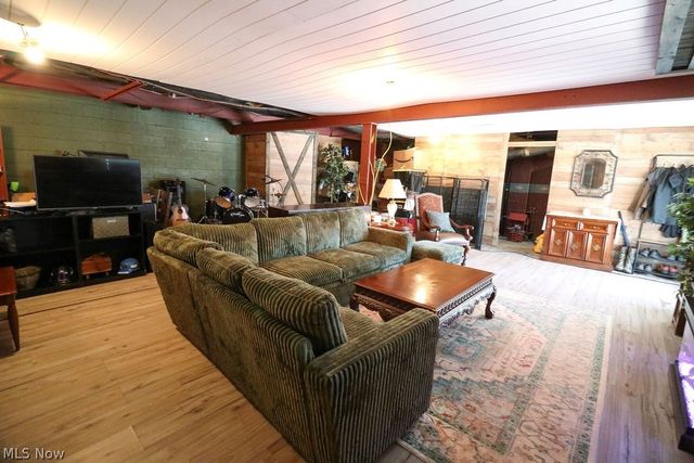 150 Fire Fly Lane, Moundsville, WV 26041