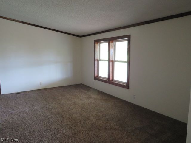 150 Fire Fly Lane, Moundsville, WV 26041