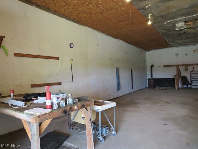 150 Fire Fly Lane, Moundsville, WV 26041