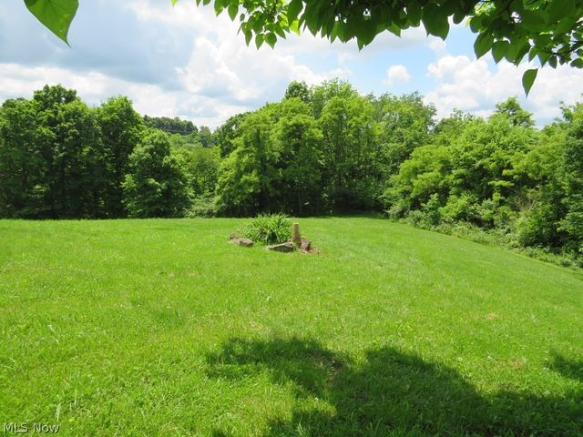 150 Fire Fly Lane, Moundsville, WV 26041