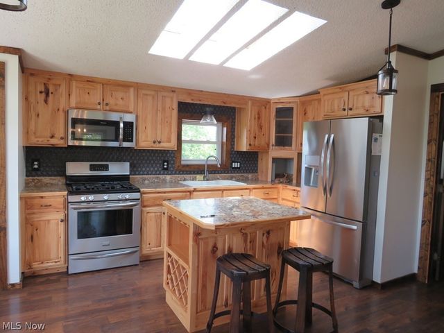 150 Fire Fly Lane, Moundsville, WV 26041