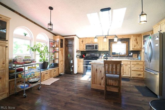 150 Fire Fly Lane, Moundsville, WV 26041