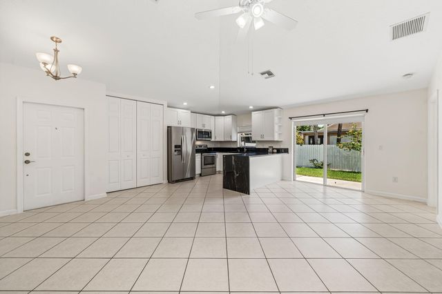 6196 Azalea Circle, West Palm Beach, FL 33415