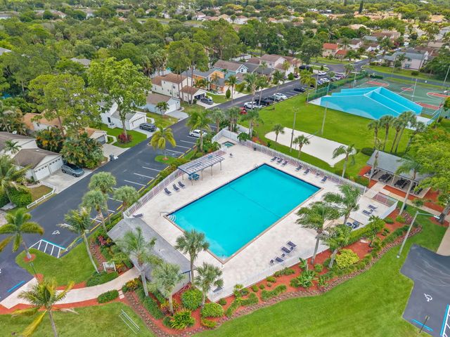 6196 Azalea Circle, West Palm Beach, FL 33415
