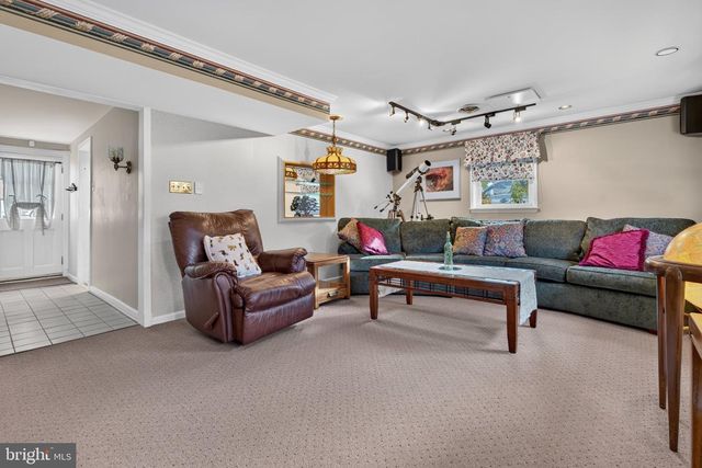 409 NEEPIER RD, Catonsville, MD 21228