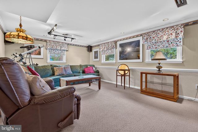 409 NEEPIER RD, Catonsville, MD 21228