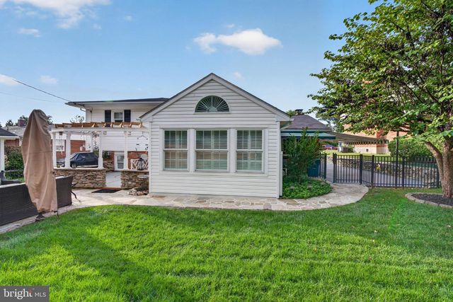 409 NEEPIER RD, Catonsville, MD 21228