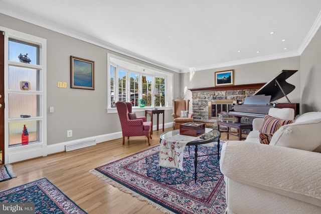 409 NEEPIER RD, Catonsville, MD 21228