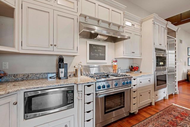 N8426 NORTH SHORE ROAD, Menasha, WI 54952