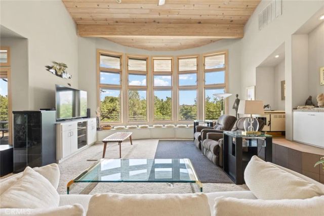 49 Spanish Garden Drive, Chico, CA 95928