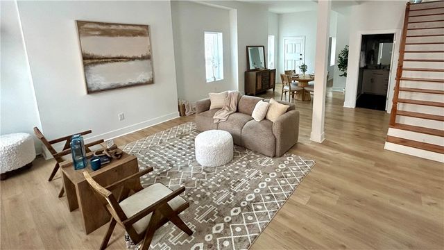 1327 Reddour St, Central North Side, PA 15212