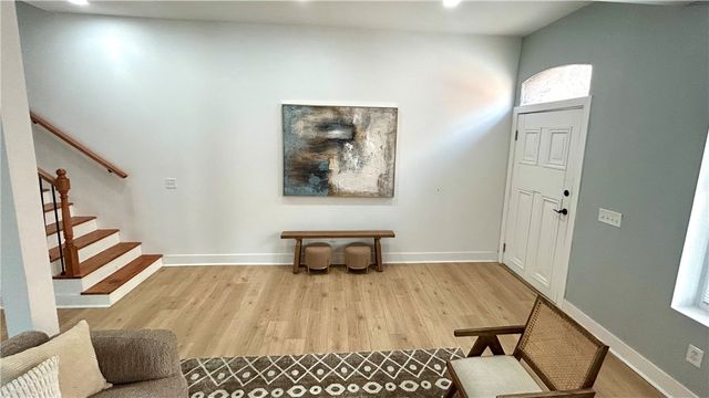 1327 Reddour St, Central North Side, PA 15212