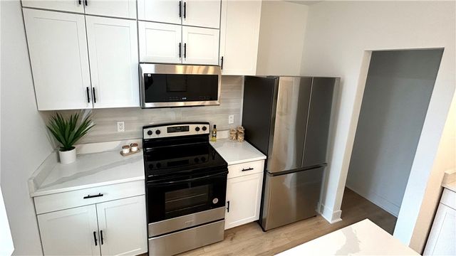 1327 Reddour St, Central North Side, PA 15212