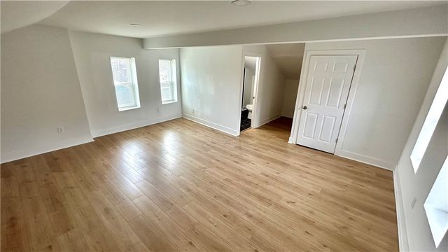 1327 Reddour St, Central North Side, PA 15212