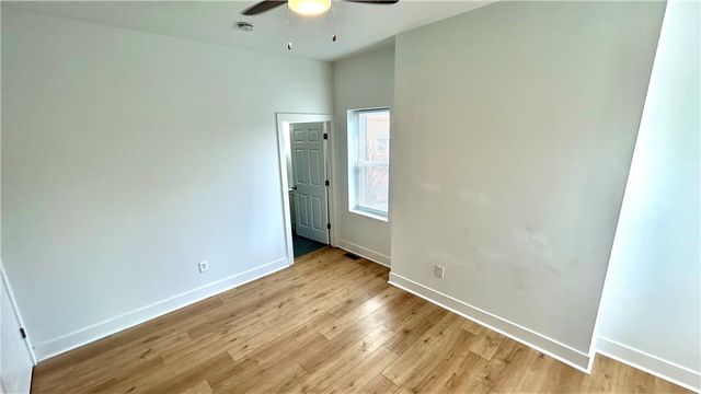 1327 Reddour St, Central North Side, PA 15212