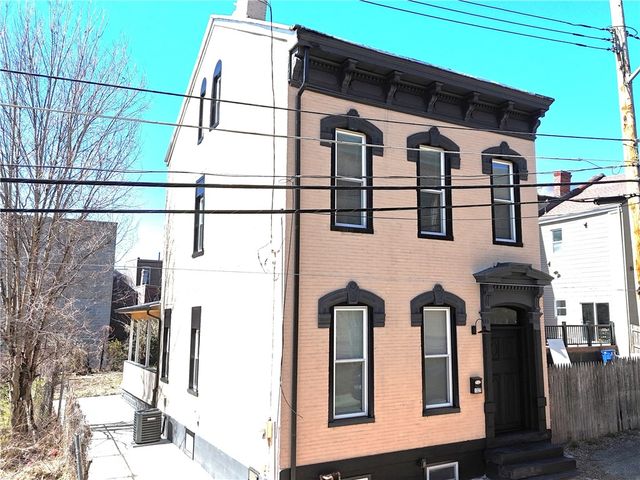 1327 Reddour St, Central North Side, PA 15212