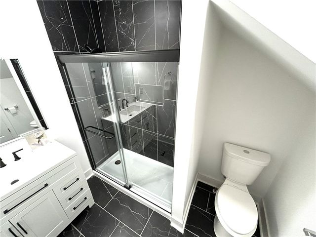 1327 Reddour St, Central North Side, PA 15212