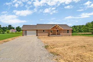 817 Hack Beaty Rd, Grimsley, TN 38565
