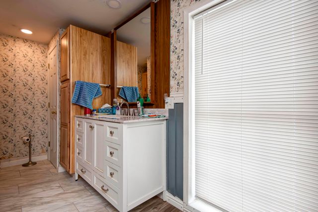 1510 Mount Carmel Road, Clever, MO 65631