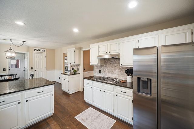 7934 Feather Springs Drive, Houston, TX 77095