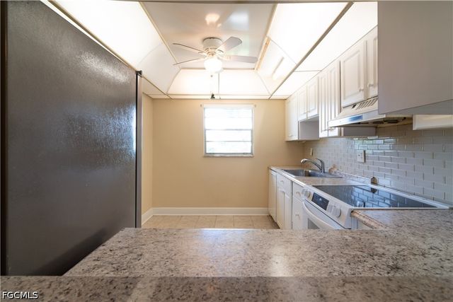 4940 Vincennes ST 106, Cape Coral, FL 33904