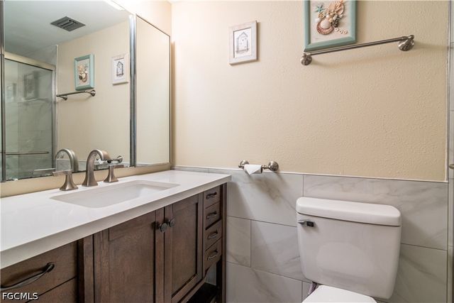 4940 Vincennes ST 106, Cape Coral, FL 33904