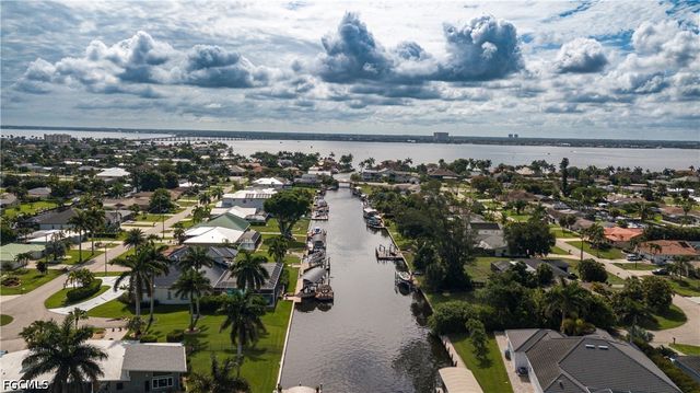 4940 Vincennes ST 106, Cape Coral, FL 33904
