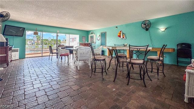 4940 Vincennes ST 106, Cape Coral, FL 33904