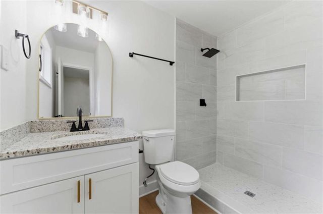 5824 Oakleaf Way, Stone Mountain, GA 30087
