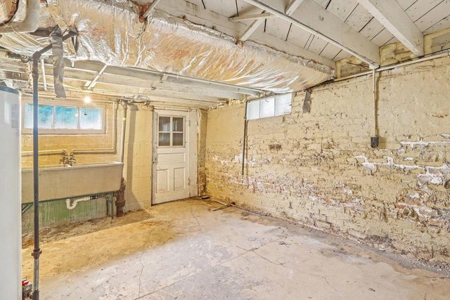 6118 25th AVENUE, Kenosha, WI 53143