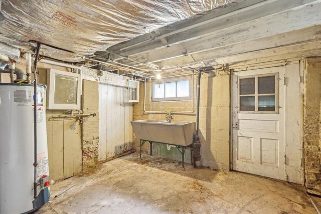6118 25th AVENUE, Kenosha, WI 53143