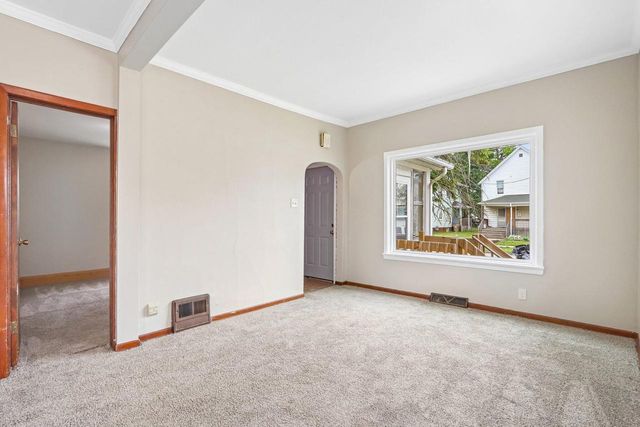 6118 25th AVENUE, Kenosha, WI 53143