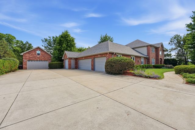 14353 Summerfield Drive, New Lenox, IL 60451